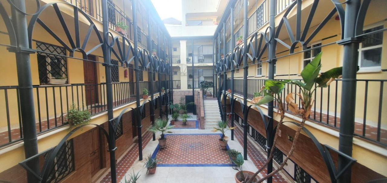 Estudio Sevilla Centro Exterior photo